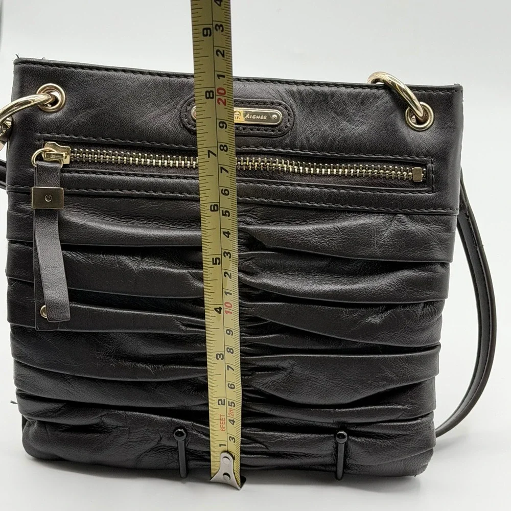 Etienne Aigner Small Brown Leather Crossbody Bag Y2K Minimalist Earthy Tones